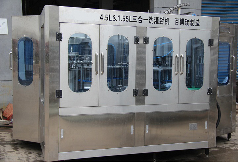 3-5L礦泉水灌裝機