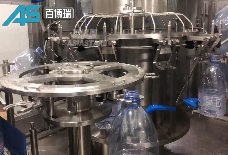 3-5L灌裝機